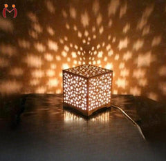 Star design laser cut table lamp